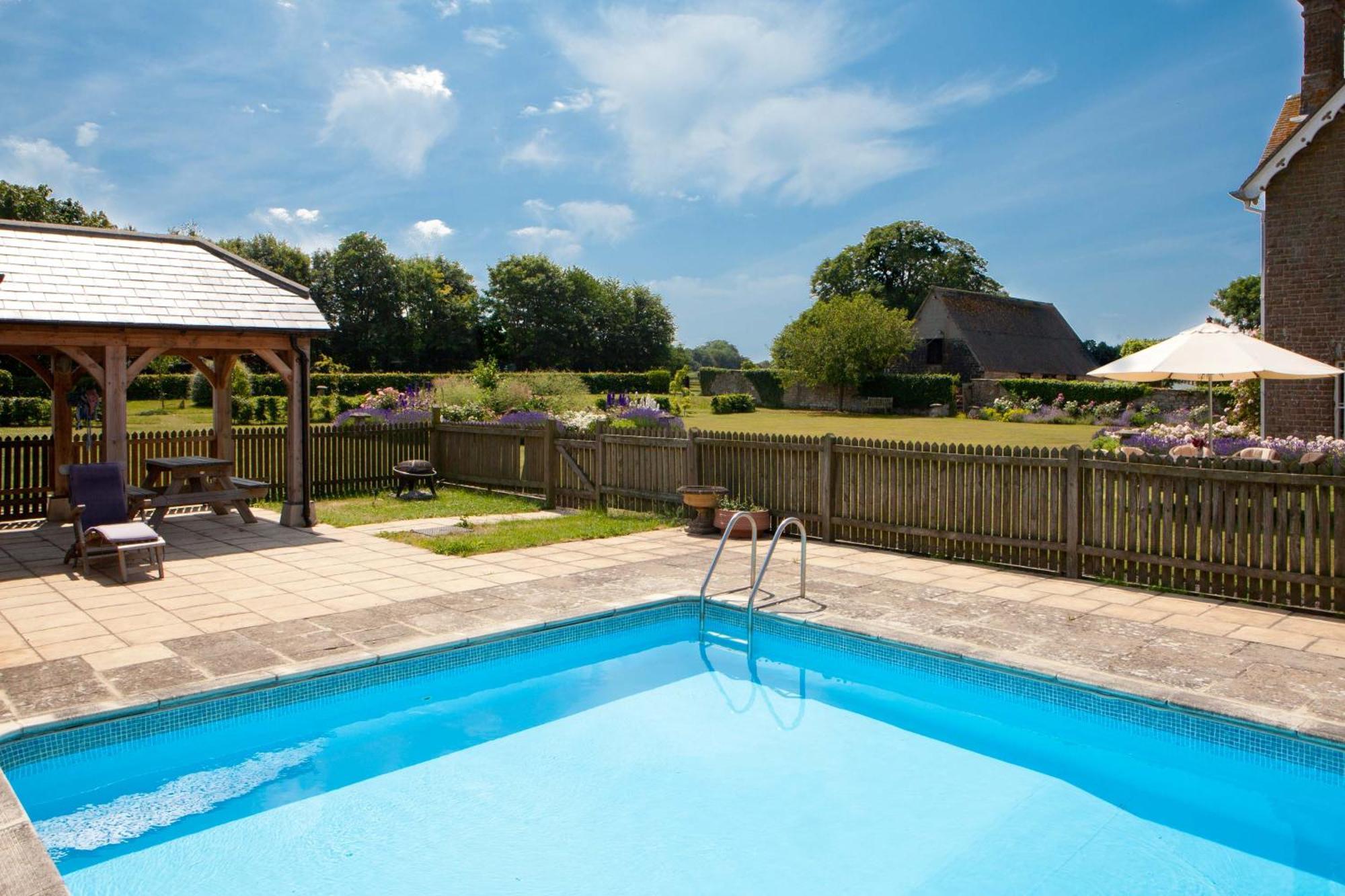 Overtown Manor Bed And Breakfast Swindon Eksteriør billede