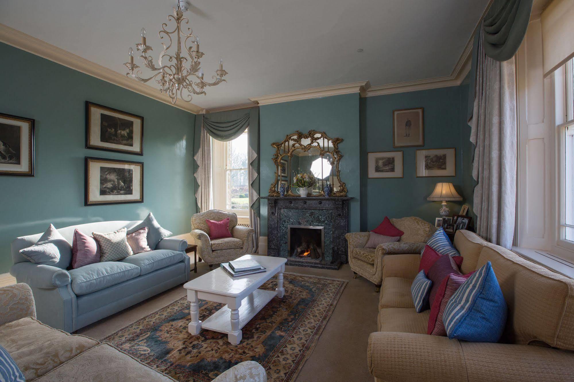 Overtown Manor Bed And Breakfast Swindon Eksteriør billede